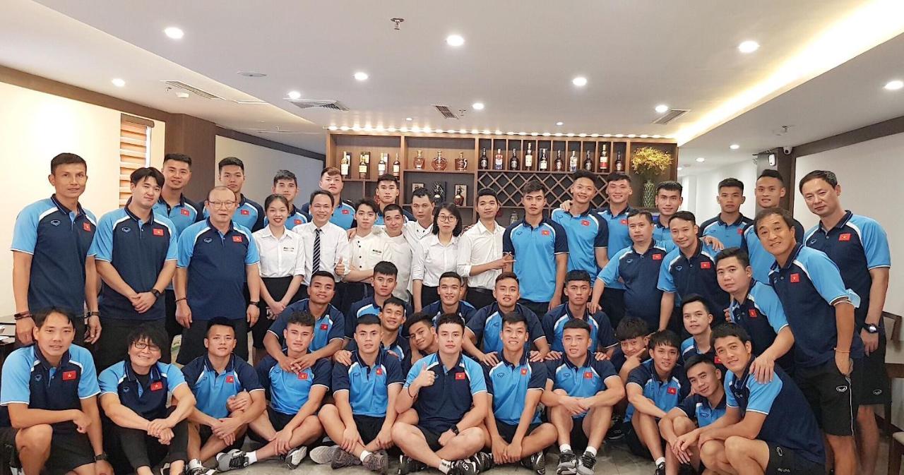 Reyna & Hotel Hanoi