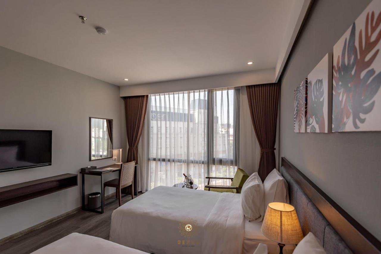 Hotel Reyna &