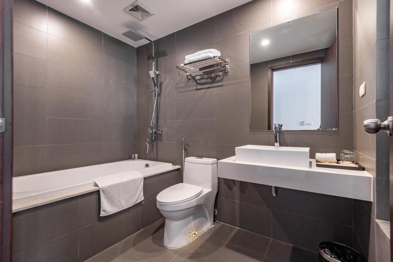 Hotel Reyna & 4*