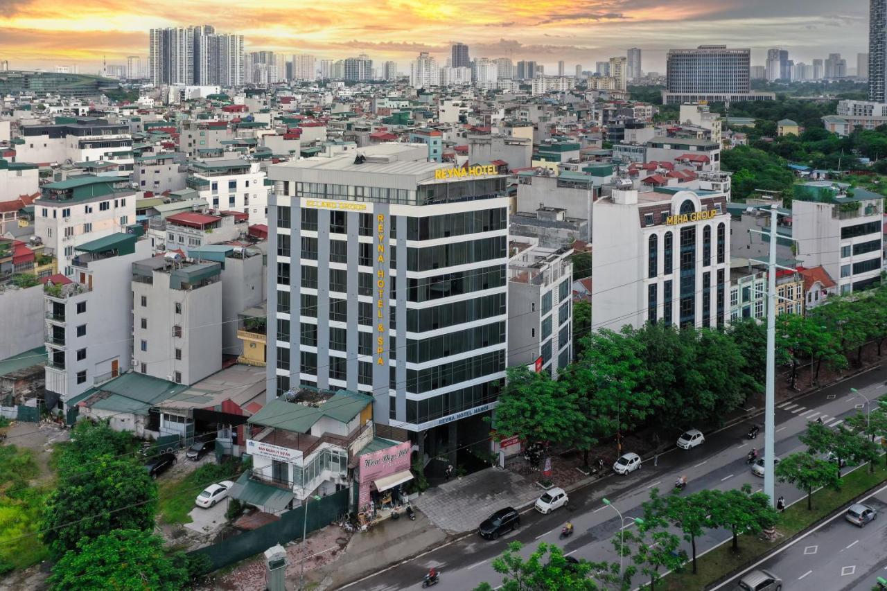 Reyna & Hotel Hanoi